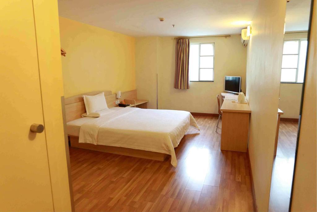 7Days Inn Dalian Heishijiao Software Park Ruang foto